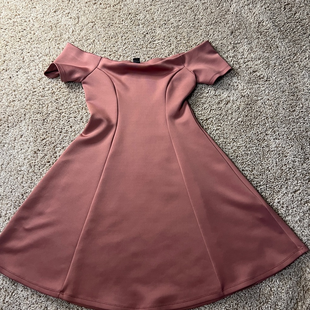 Forever 21 Pink Off-Shoulder Fit and Flare Dress